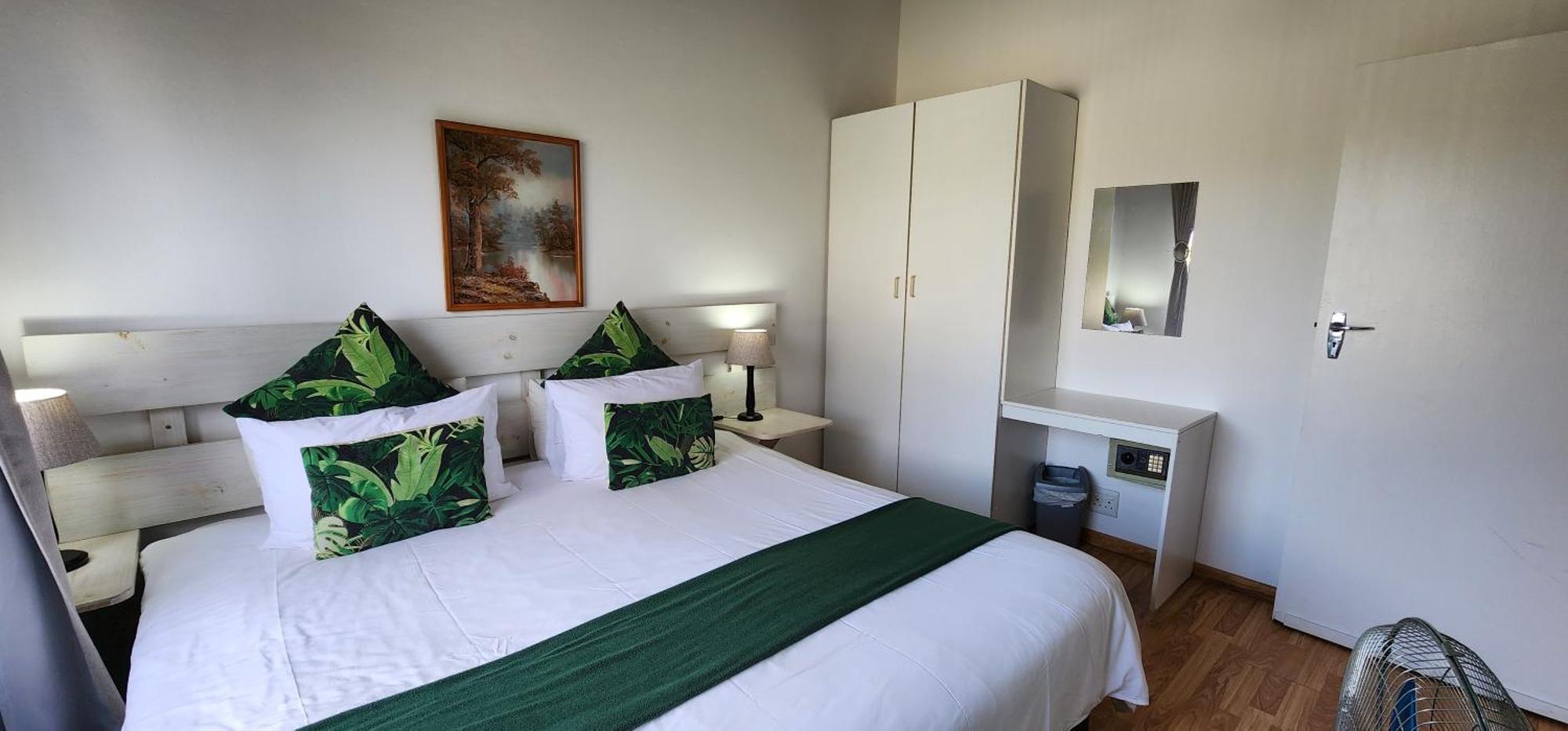 B My Guest Hotel Knysna Luaran gambar